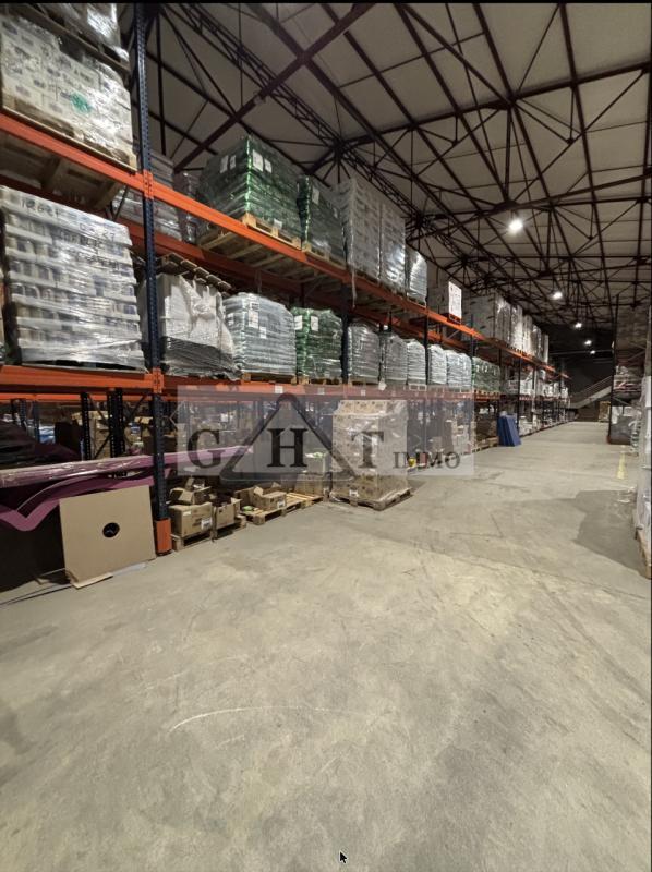 Entrepôt - 5 544 m²