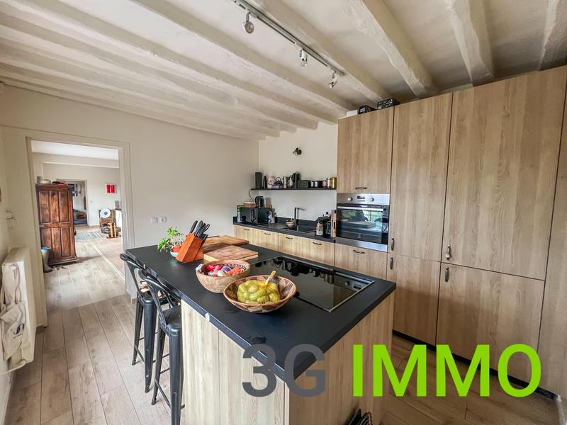 Maison en pierre - 260 m² - 8 pièces
