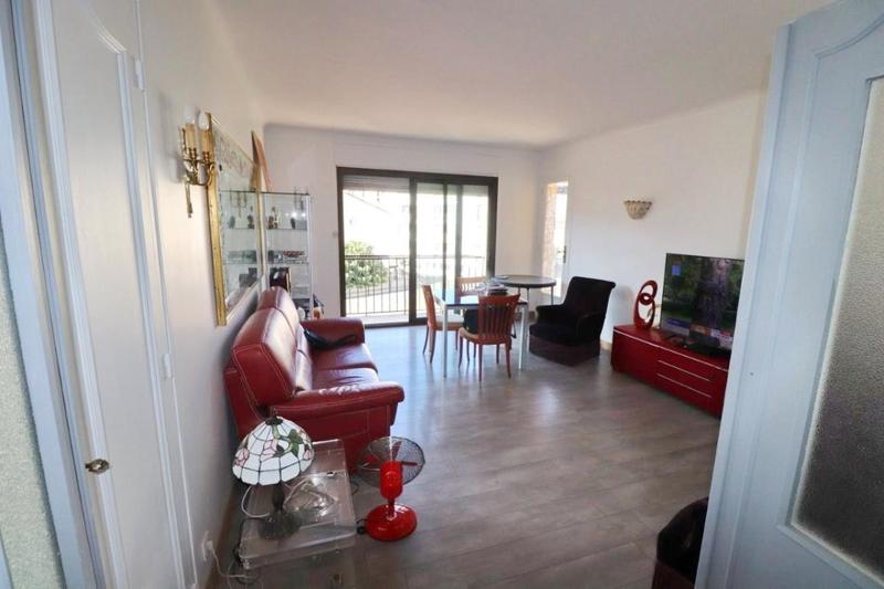 Appartement - 99 m² - 4 pièces