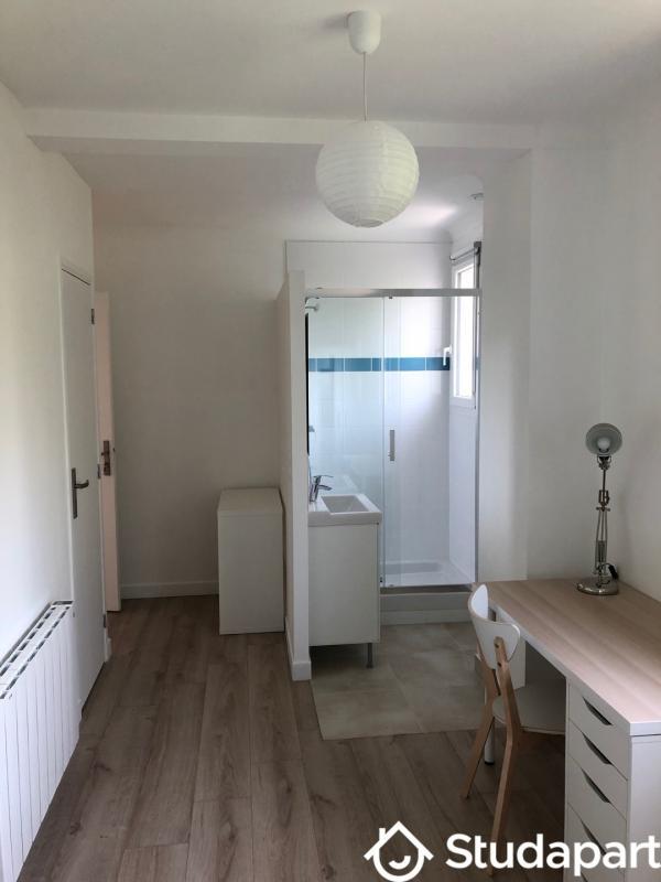 Chambre - 15 m² - 1 pièce