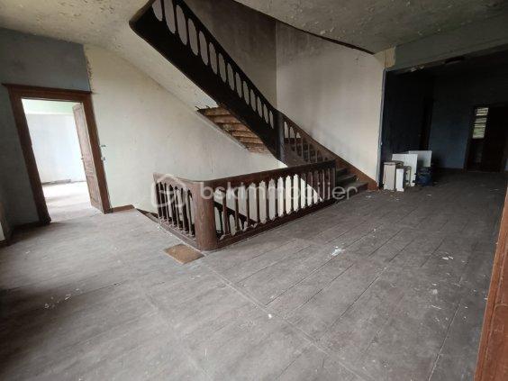 Maison - 500 m² - 23 pièces