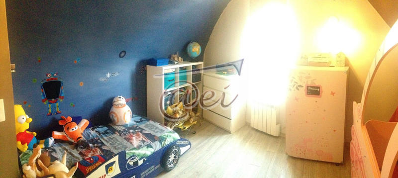 Maison - 93 m² - 4 pièces