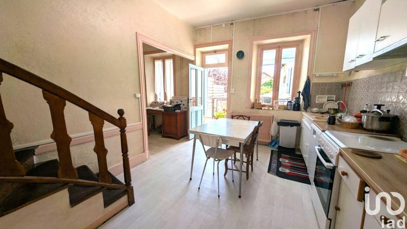 Maison - 192 m² - 7 pièces