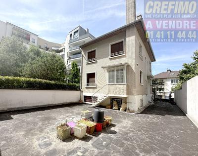 Maison - 155 m² - 7 pièces