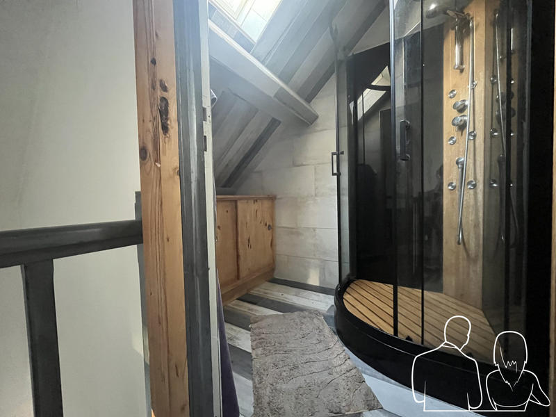 Maison traditionnelle - 156 m² - 5 pièces