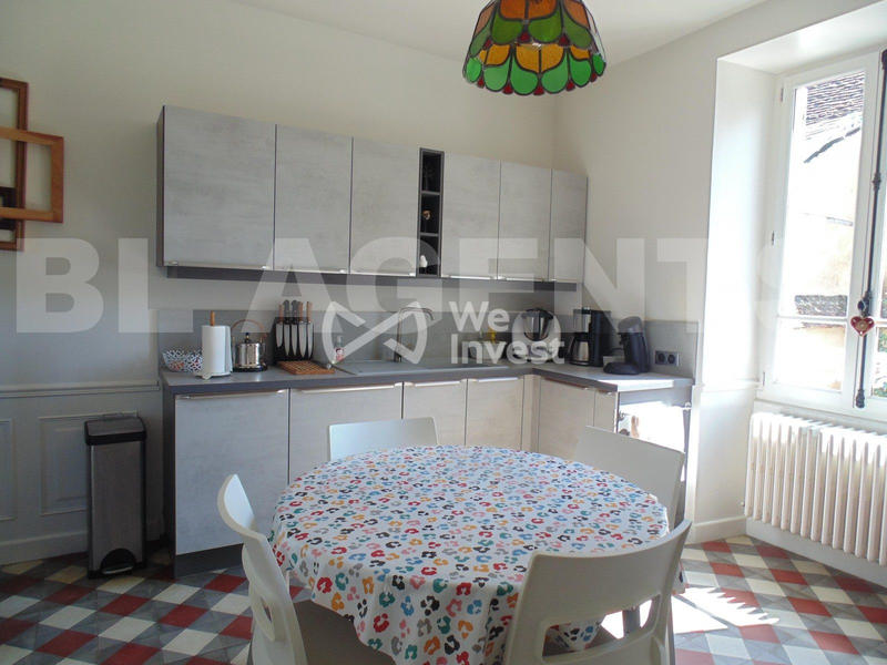 Maison - 150 m² - 8 pièces