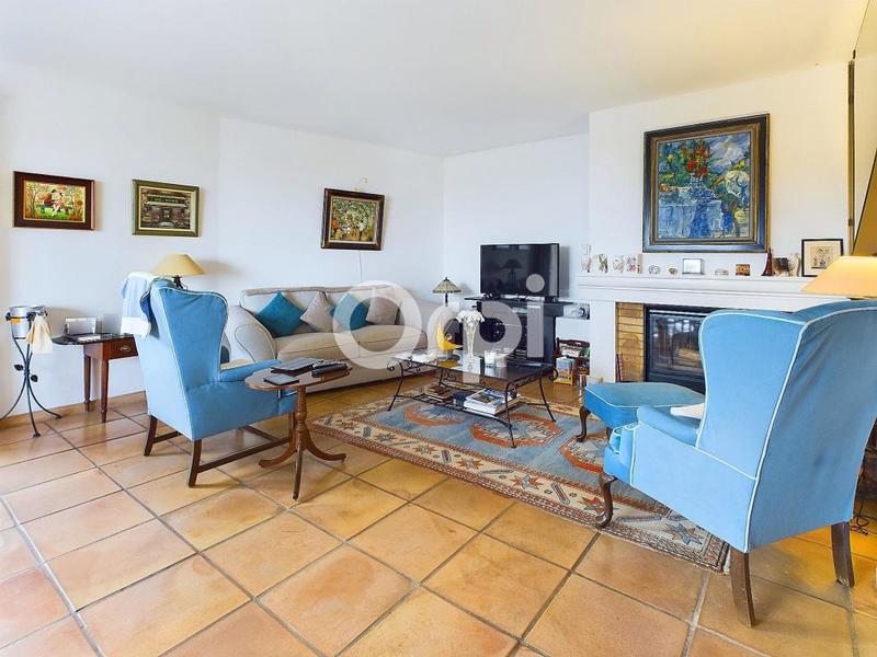 Villa - 191 m² - 6 pièces