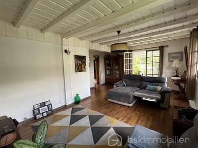 Villa - 200 m² - 8 pièces