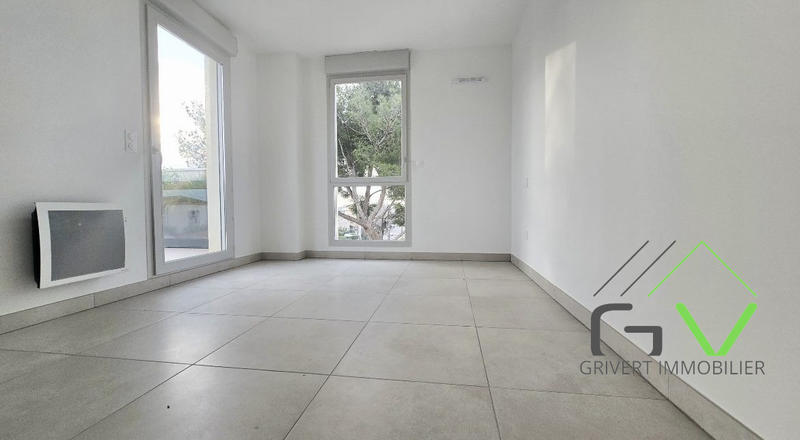 Appartement - 80 m² - 3 pièces