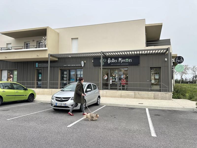 Local commercial - 142 m² - 1 pièce