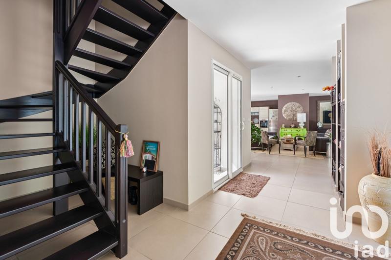 Maison - 190 m² - 6 pièces