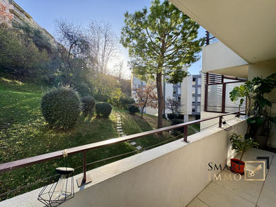 Appartement - 84 m² - 4 pièces