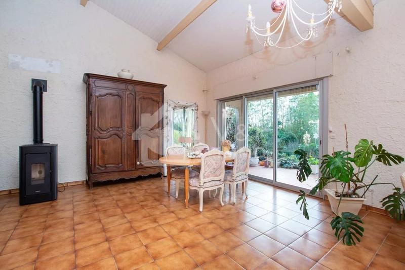 Maison - 171 m² - 5 pièces