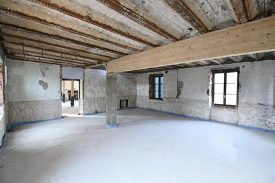 Maison ancienne - 190 m² - 4 pièces