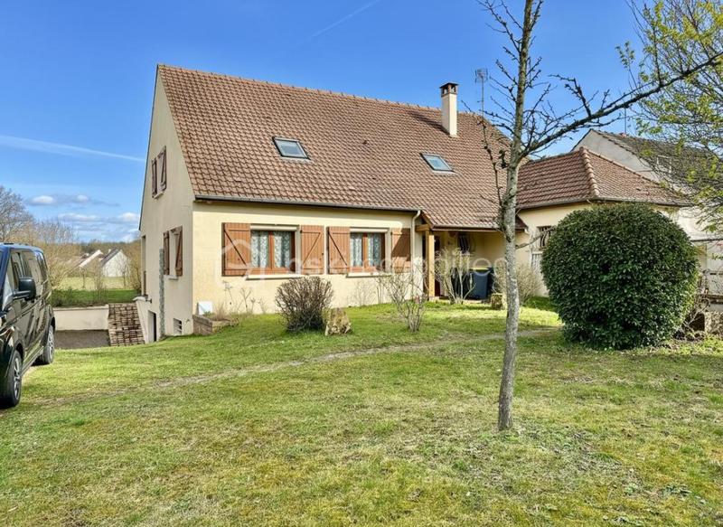 Maison - 175 m² - 8 pièces