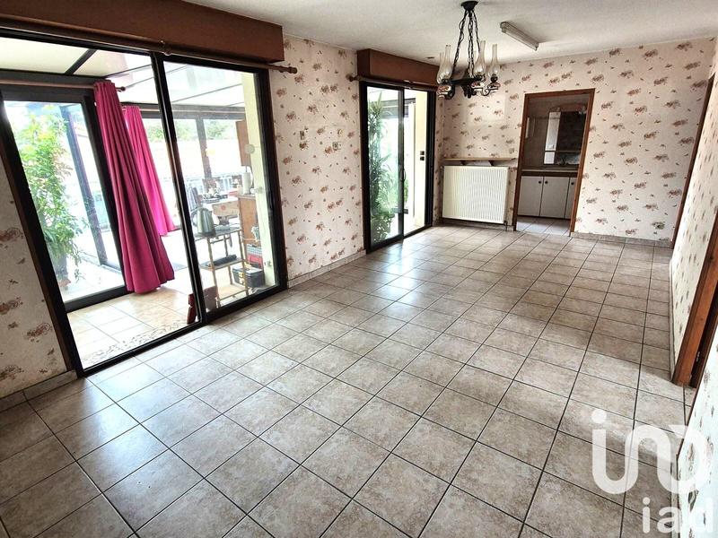 Maison - 211 m² - 9 pièces