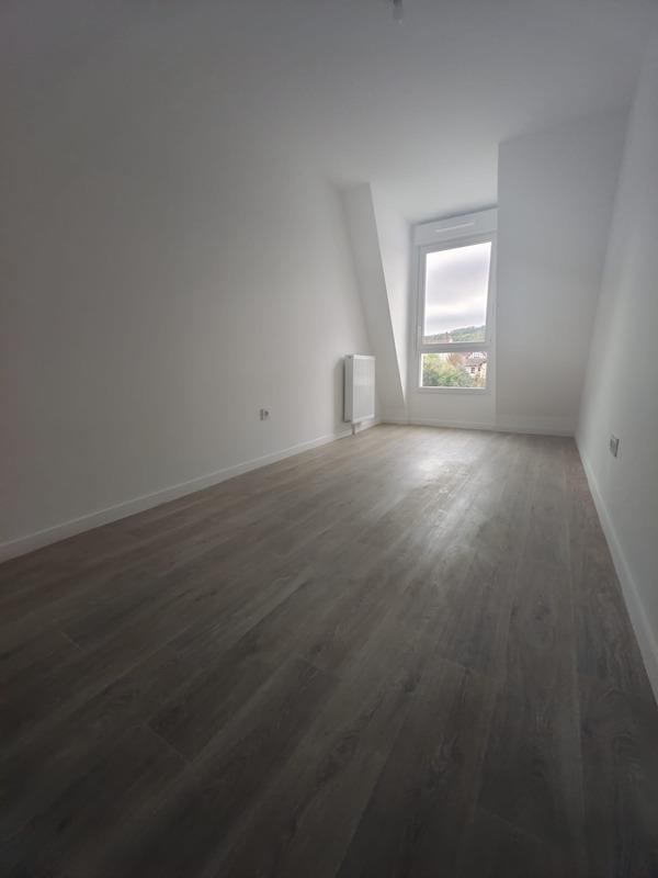 Appartement - 92 m² - 4 pièces