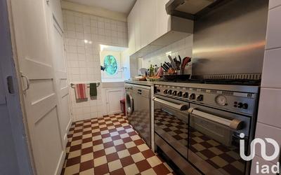 Maison - 204 m² - 5 pièces