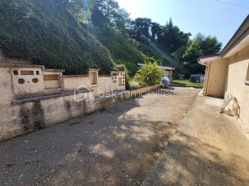 Corps de ferme - 269 m² - 12 pièces