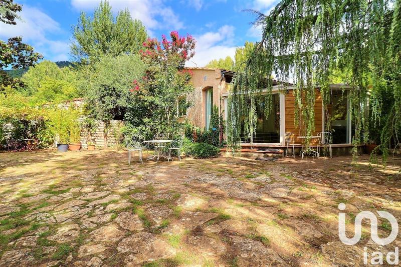 Maison - 174 m² - 5 pièces