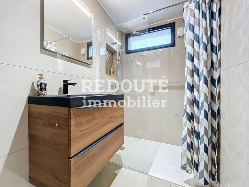 Appartement - 74 m² - 5 pièces