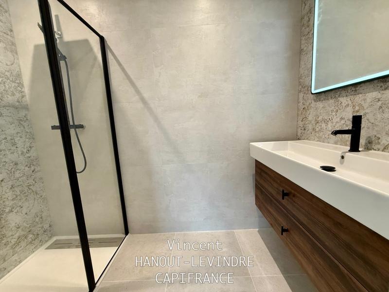 Maison - 137 m² - 6 pièces