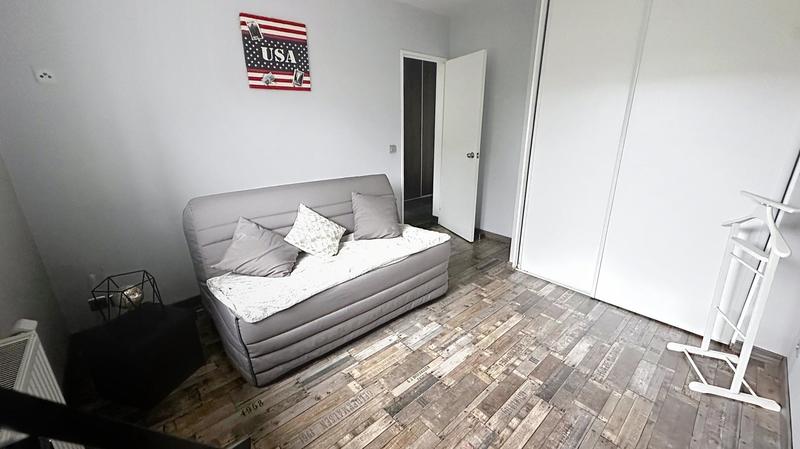 Maison - 215 m² - 8 pièces