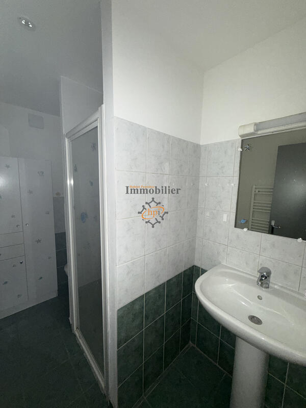 Maison - 85 m² - 3 pièces