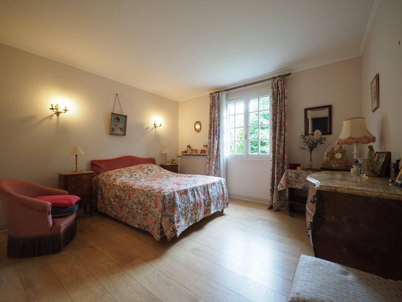 Maison - 190 m² - 5 pièces