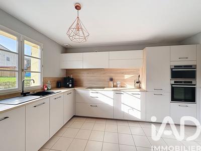 Maison - 84 m² - 4 pièces