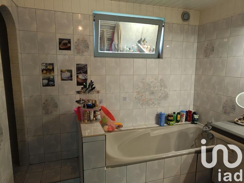 Maison - 199 m² - 7 pièces