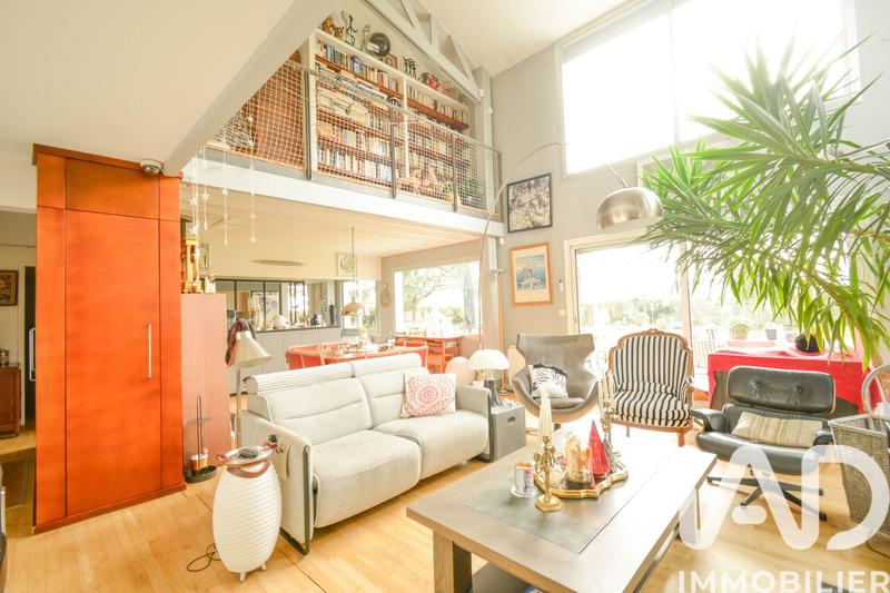 Maison de maîtres - 235 m² - 8 pièces