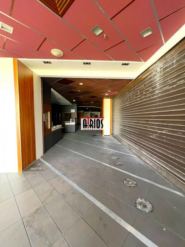 Local d'activité / Entrepôt - 650 m²