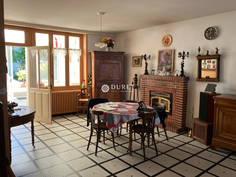 Maison - 168 m² - 7 pièces