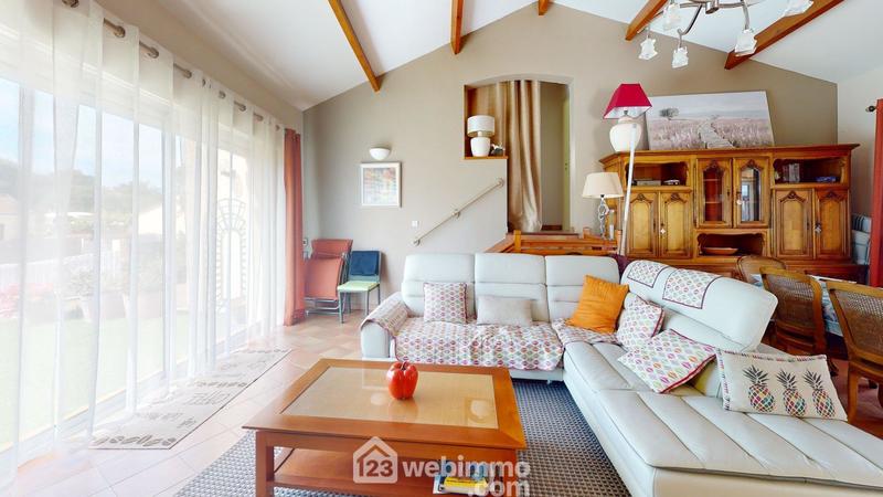 Maison - 145 m² - 6 pièces