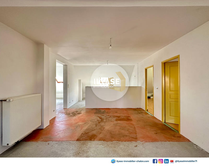 Maison - 200 m² - 10 pièces