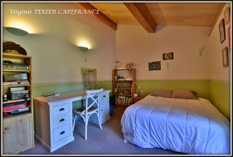 Longère - 327 m² - 10 pièces