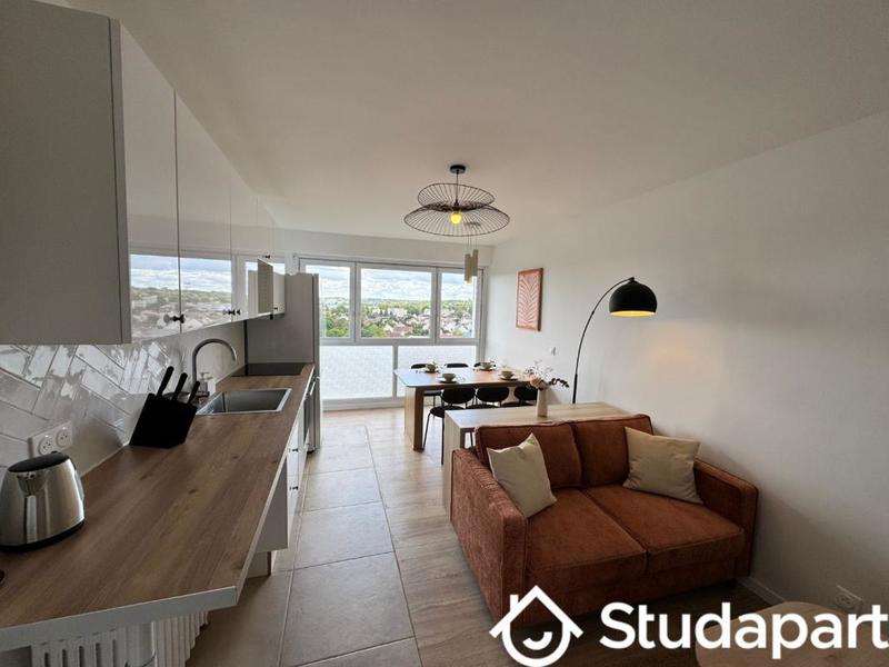 Chambre - 10 m² - 1 pièce