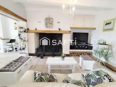 Maison - 177 m² - 7 pièces