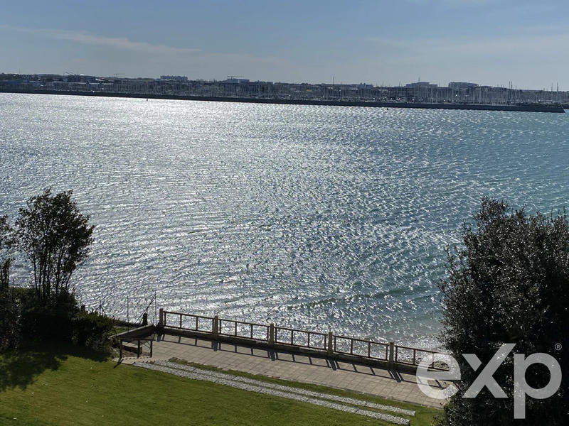 Appartement - 161 m² - 4 pièces