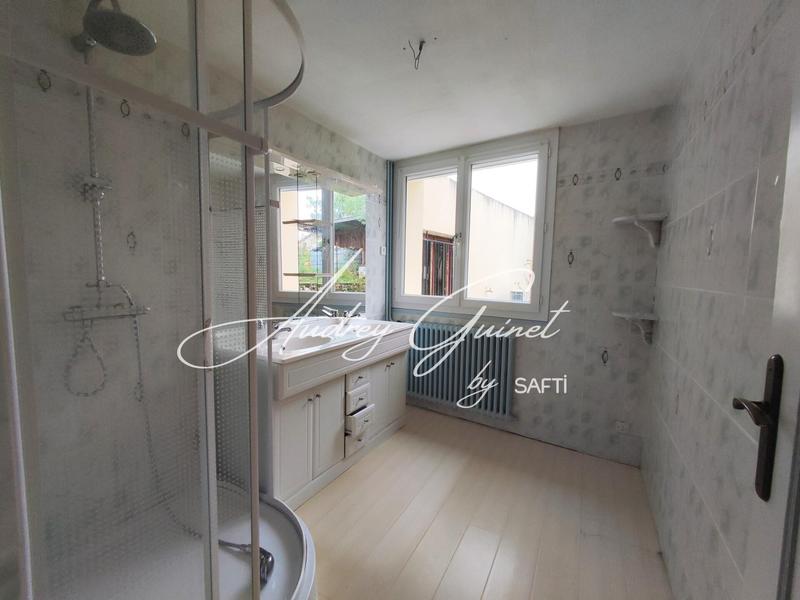 Maison - 109 m² - 6 pièces