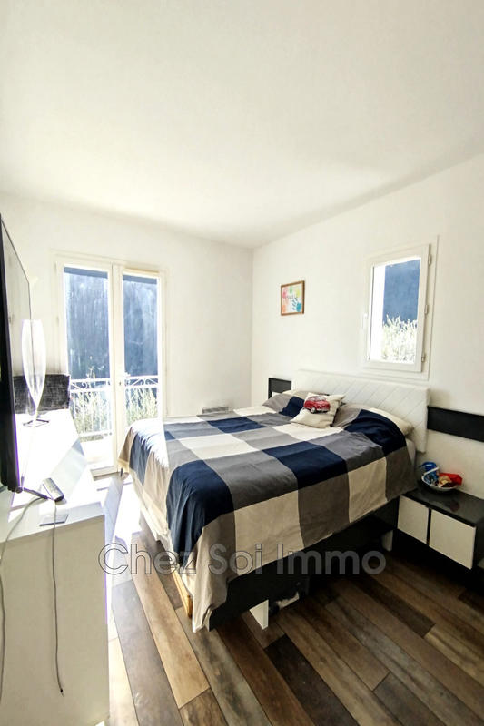 Villa - 183 m² - 7 pièces