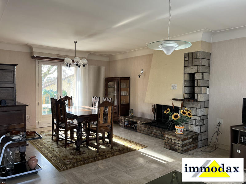 Maison traditionnelle - 102 m² - 6 pièces