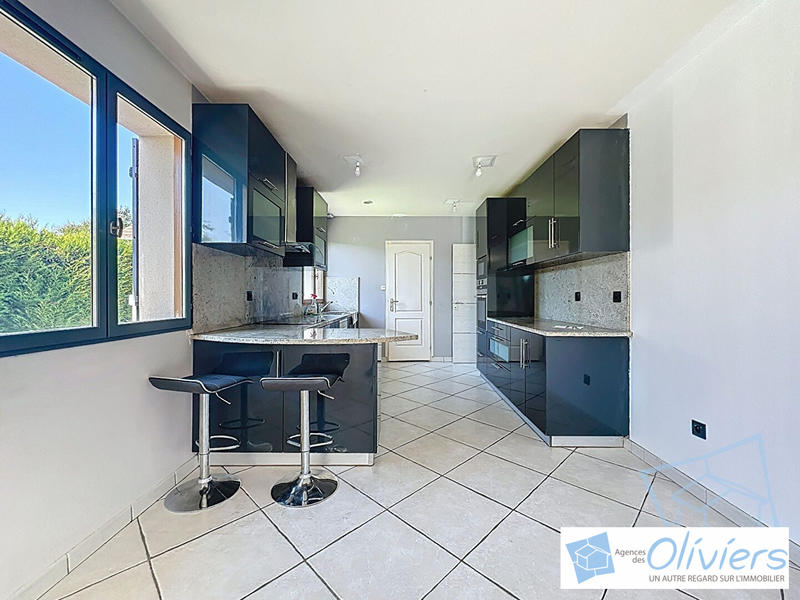 Maison - 133 m² - 6 pièces