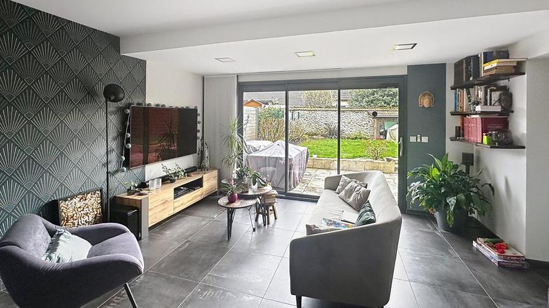 Maison - 109 m² - 6 pièces