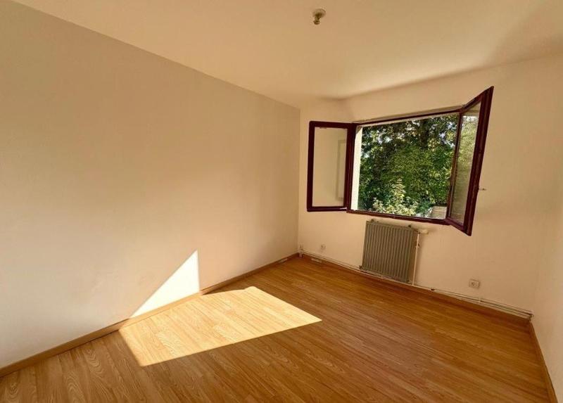 Maison - 96 m² - 6 pièces