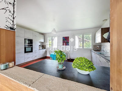 Maison - 191 m² - 6 pièces