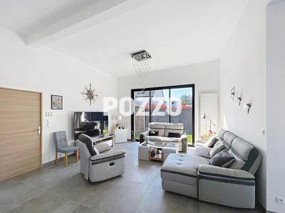 Maison - 137 m² - 5 pièces