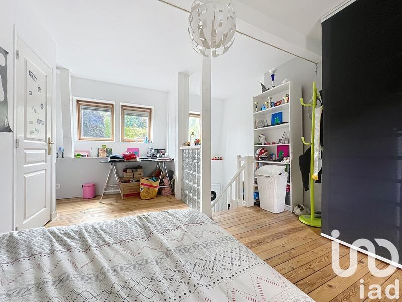 Maison - 285 m² - 13 pièces