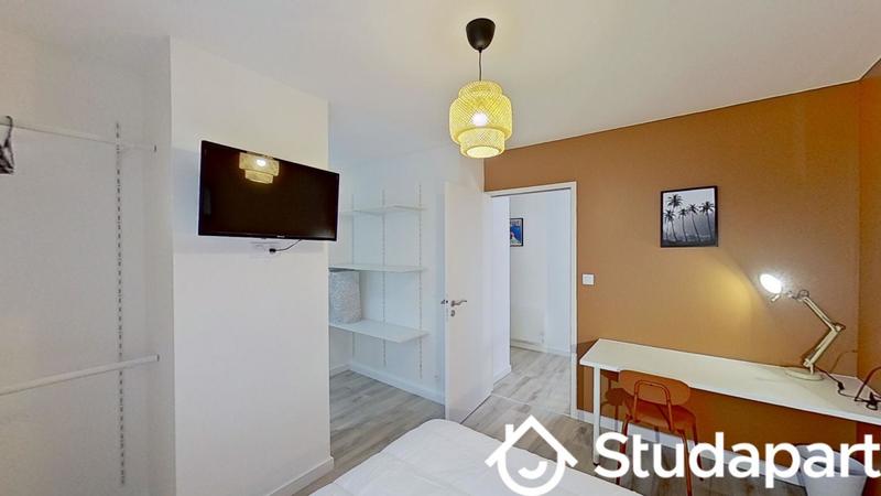 Chambre - 12 m² - 1 pièce